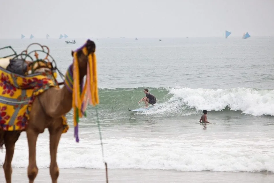 Stefan surfing, Mantra Surf Club Stefan surfing, Mantra Surf Club